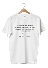 Carica l'immagine nel visualizzatore di Gallery, T-shirt "UN MATTO" - Fabrizio De André - BIO
